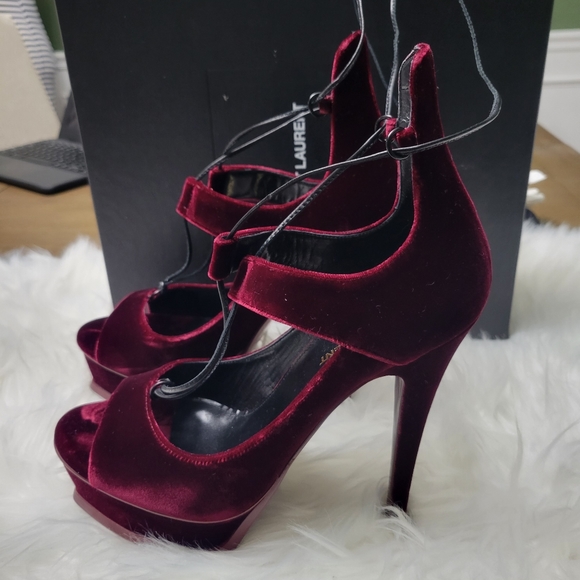 Beautiful and comfortable Saint laurent pumps - Picture 4 of 8